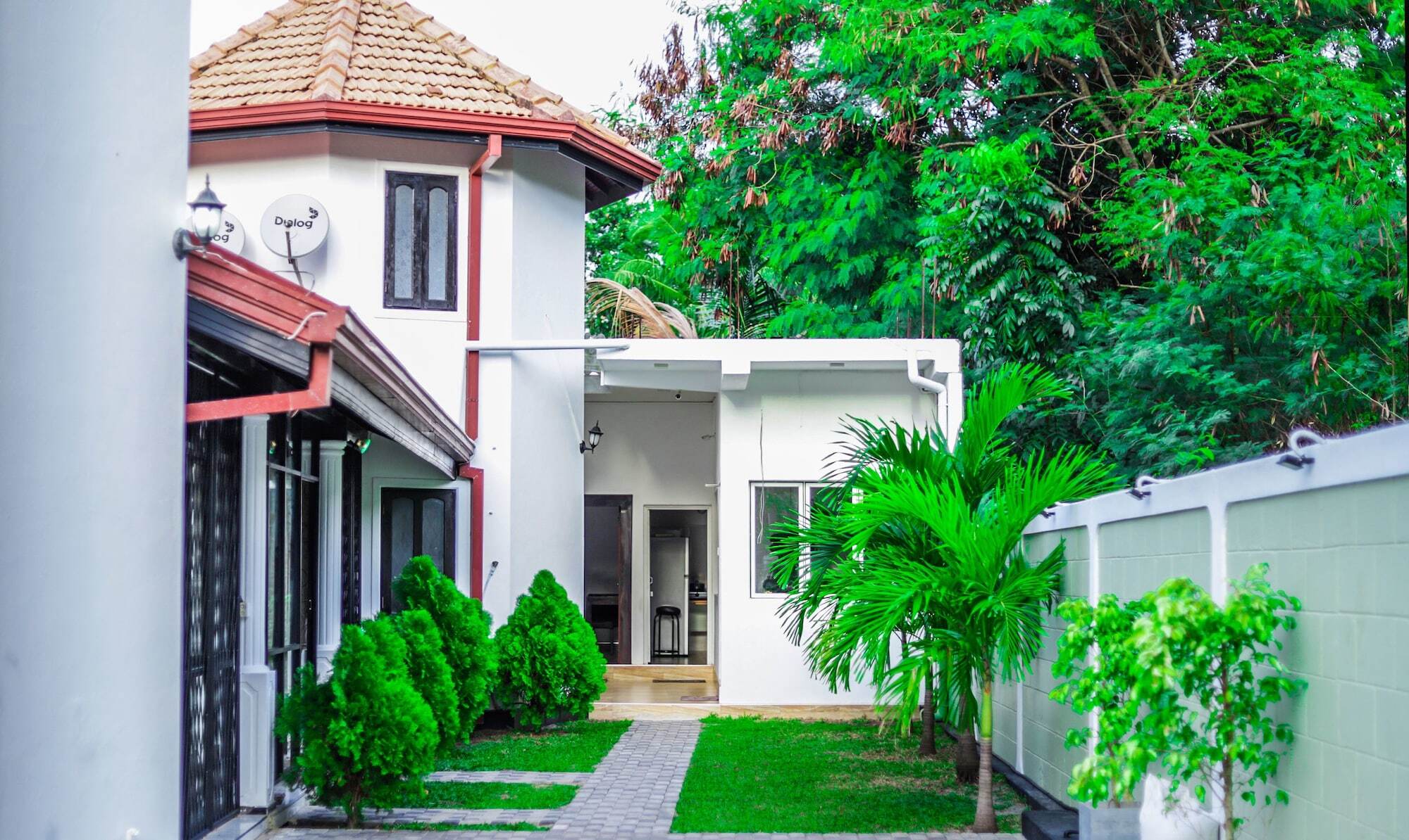 Oyo 270 Pavana Resort Negombo Luaran gambar
