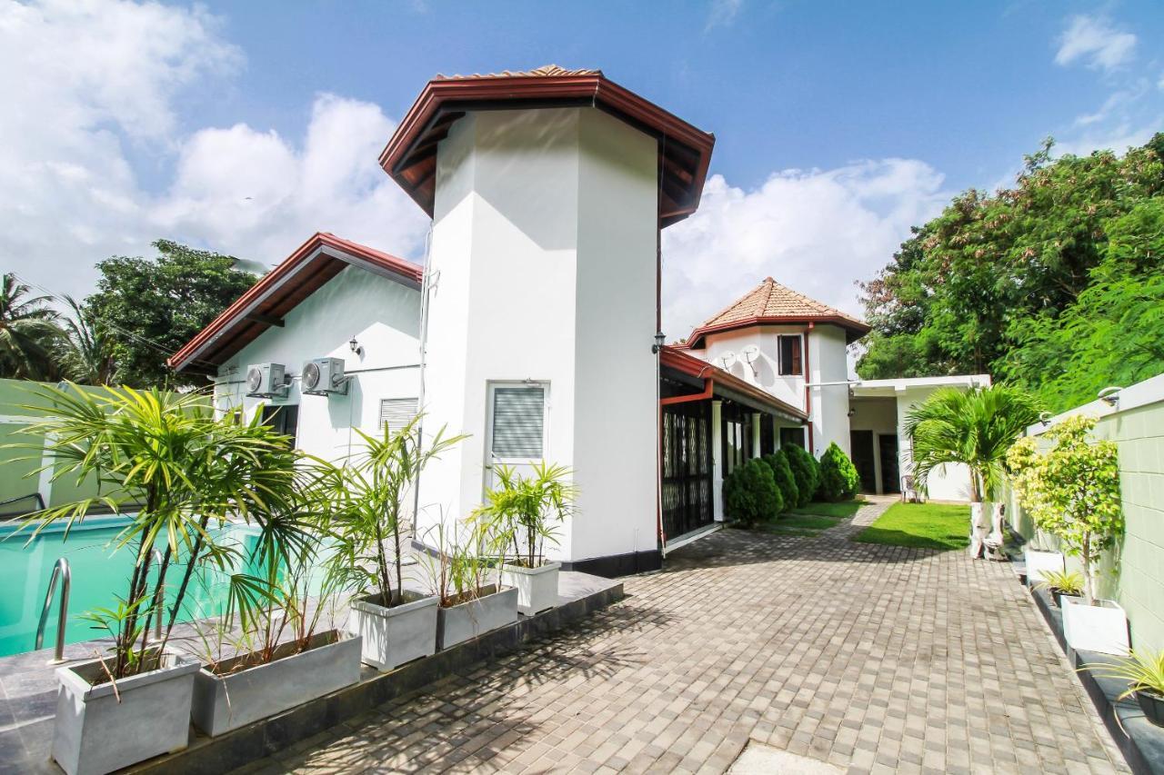 Oyo 270 Pavana Resort Negombo Luaran gambar